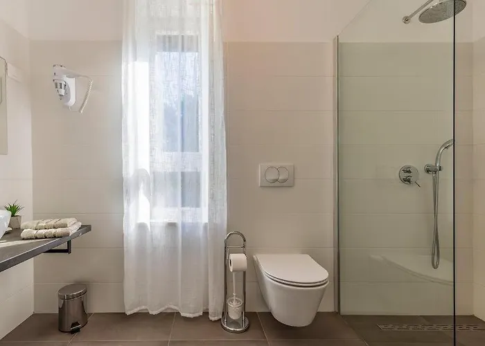 Flavia By Guide Villa *