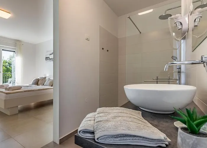 Flavia By Guide Villa Medulin