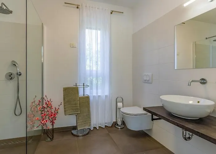 Villa Flavia By Guide