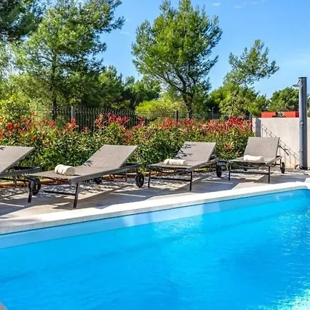 Flavia By Guide 메덜린