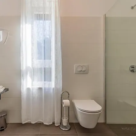 Flavia By Guide Villa *