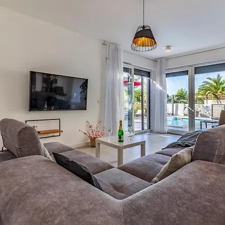 빌라 Flavia By Guide